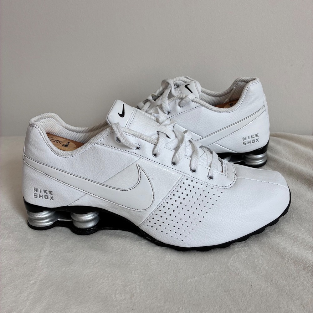 Nike Shox NZ White Metallic Silver Leather Running Shoes 317547-109 Mens 10.5